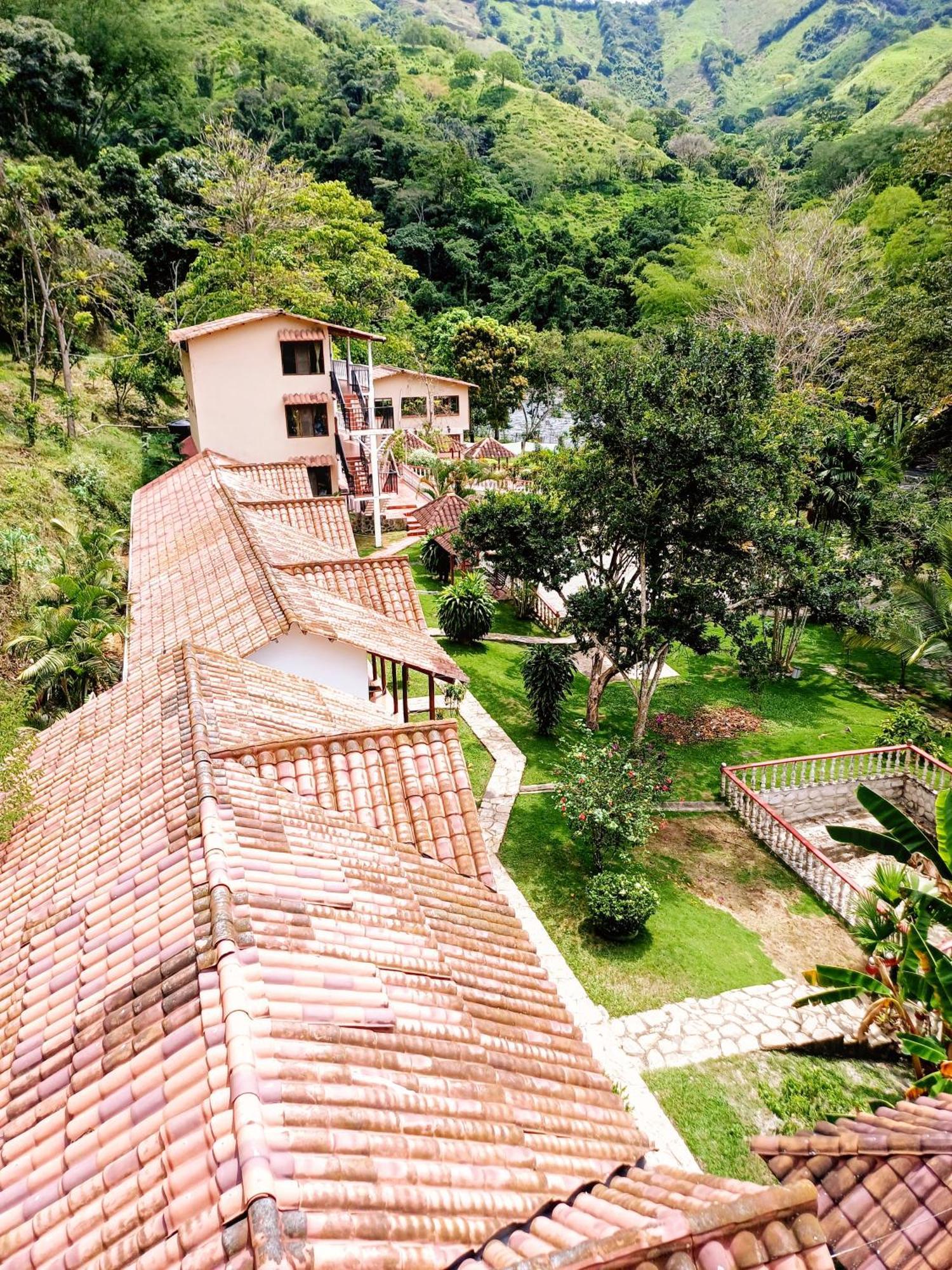 Hotel Campestre La Gaitana Tobía Exterior foto